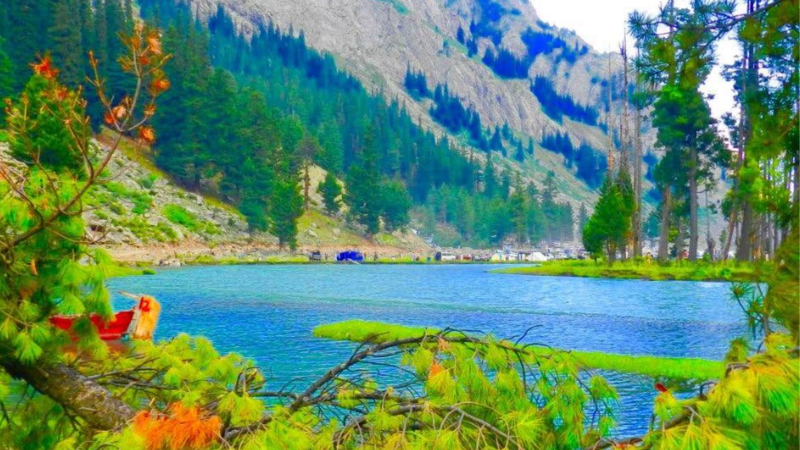 The history of Swat valley is also very ancient and the archeology here is included in the world cultural heritage.
